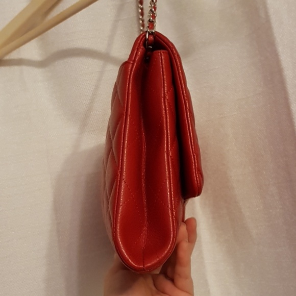 ❌SOLD❌ Red Chanel Shoulder Bag Caviar - Picture 4 of 7